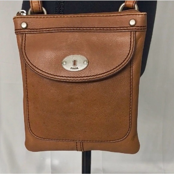 Fossil Tan Leather crossbody - Picture 2 of 5